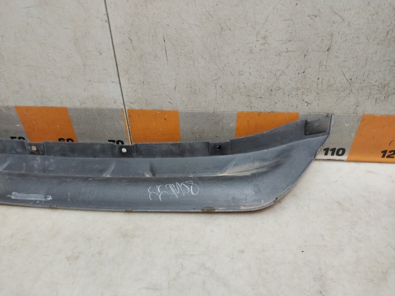 Накладка заднего бампера