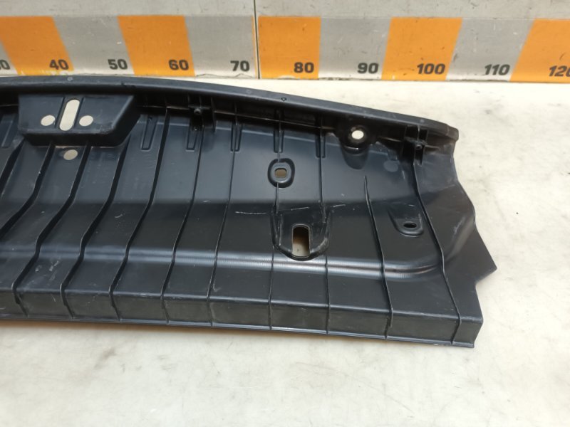 Обшивка багажника