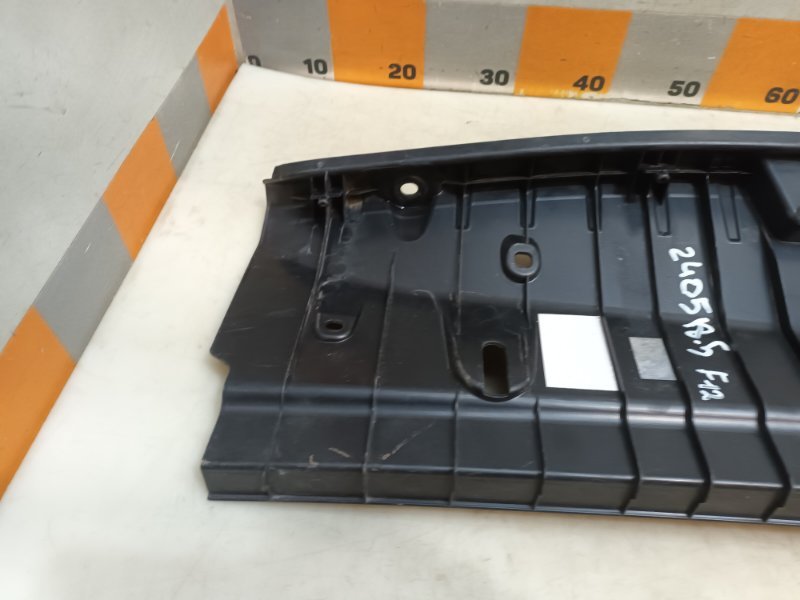 Обшивка багажника