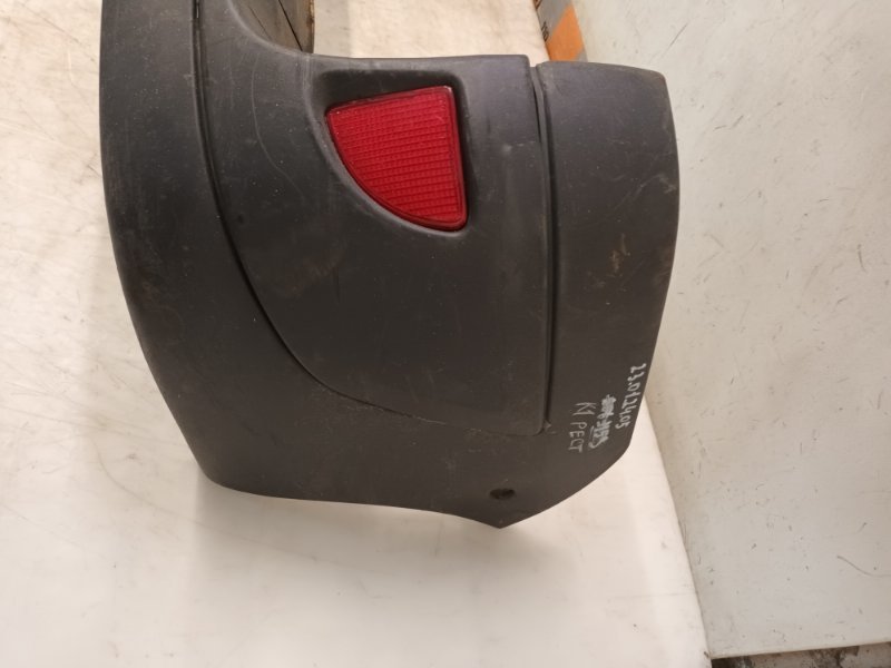 Бампер задний