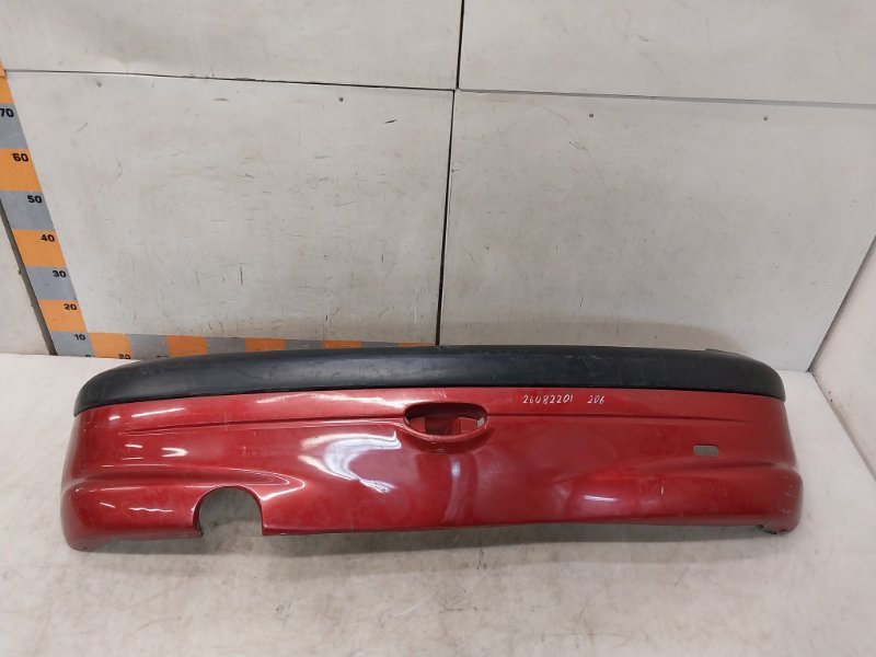 Бампер задний