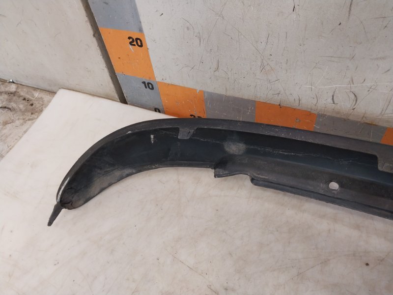 Накладка заднего бампера