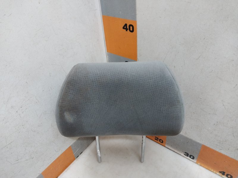 Подголовник сиденья