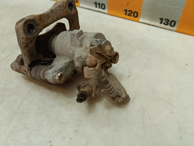 Суппорт задний правый