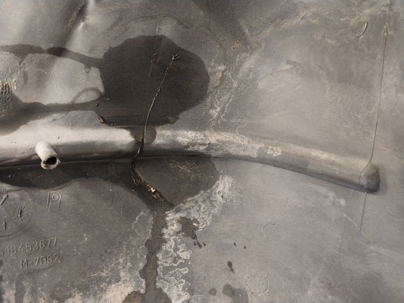 Бампер задний