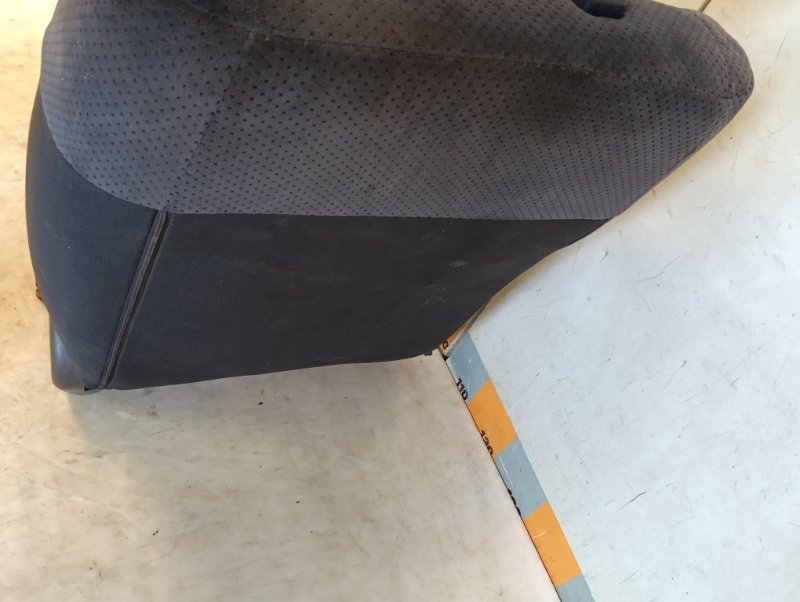 Сиденье переднее левое