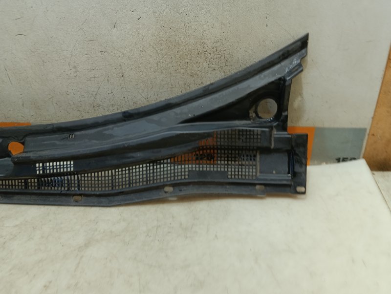 Решетка стеклоочистителей (Жабо)