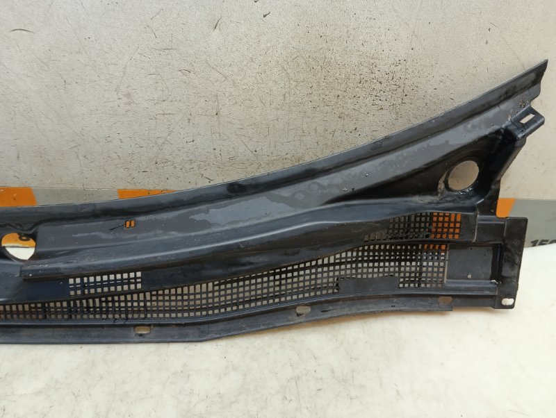 Решетка стеклоочистителей (Жабо)