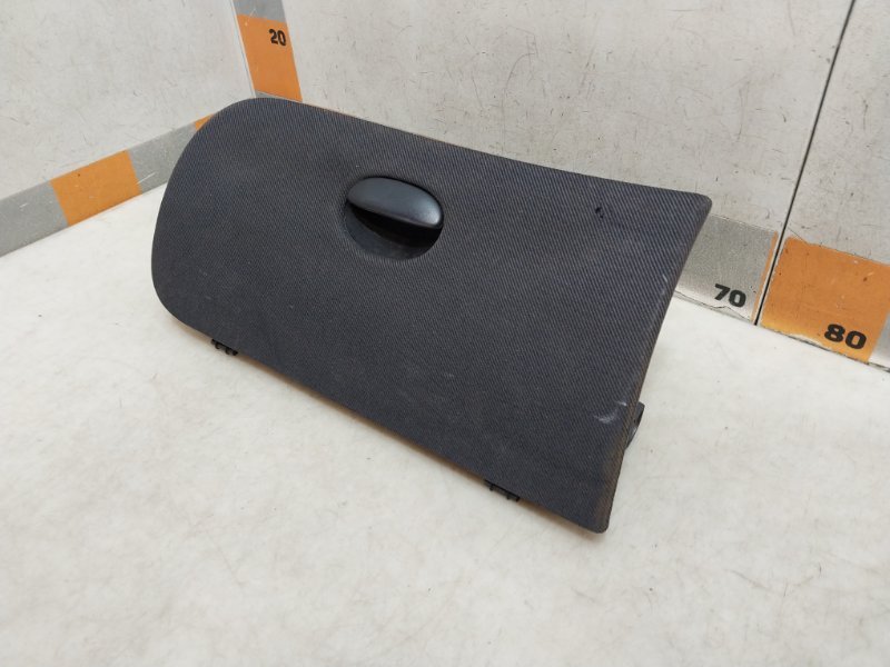 Крышка бардачка