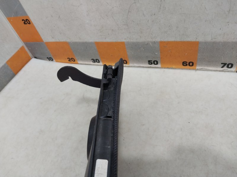 Крышка бардачка