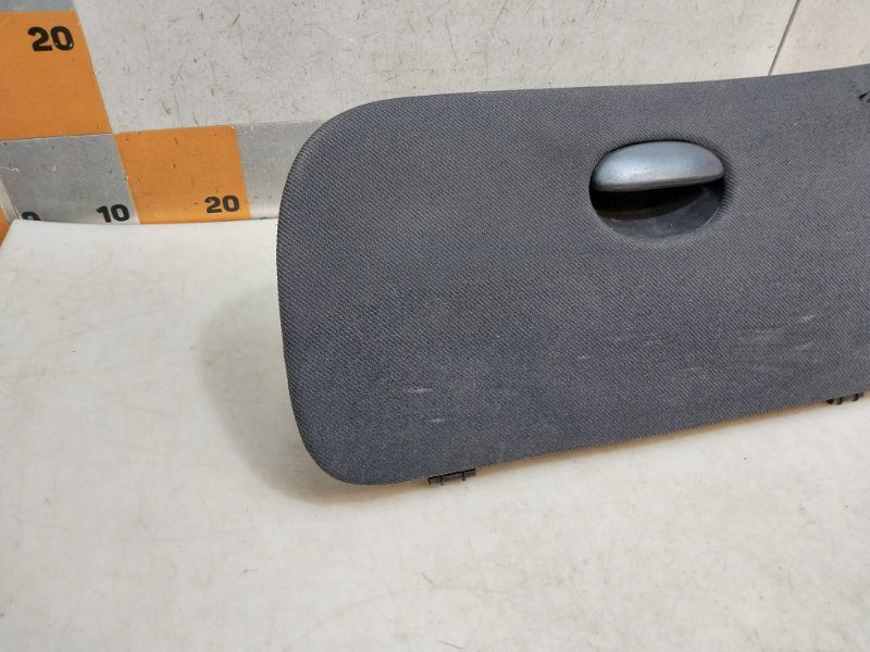 Крышка бардачка