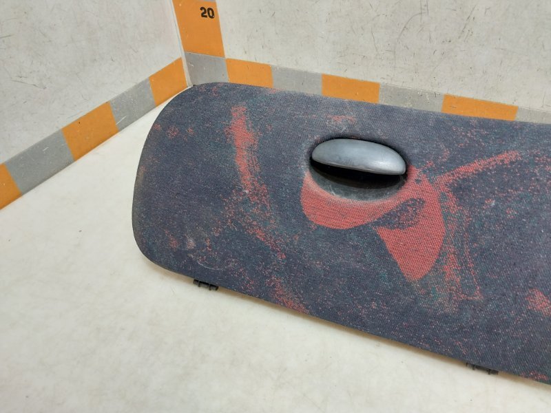 Крышка бардачка