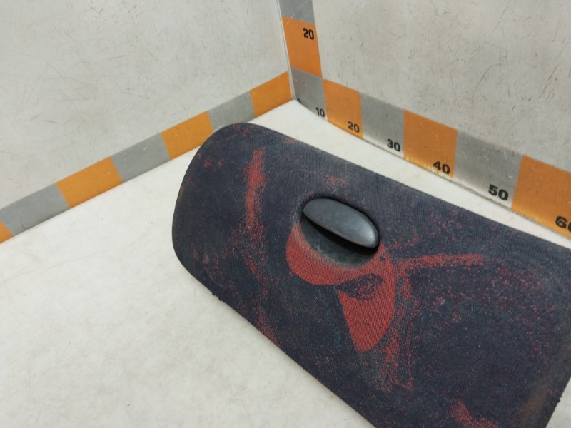 Крышка бардачка