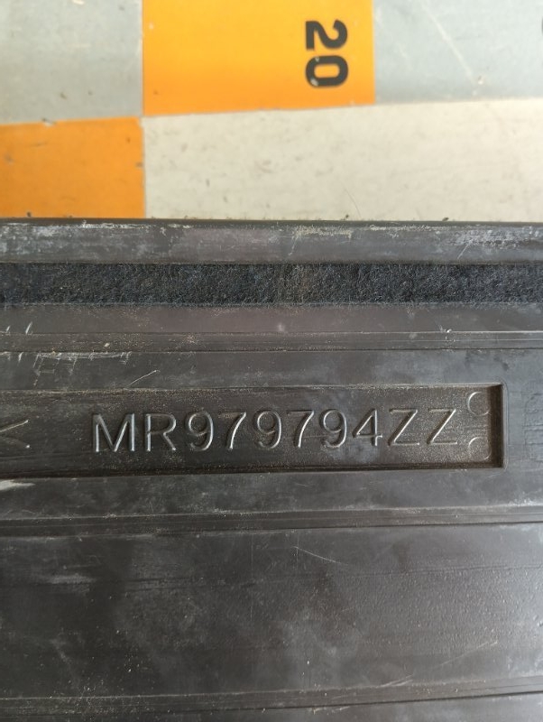 Пол багажника