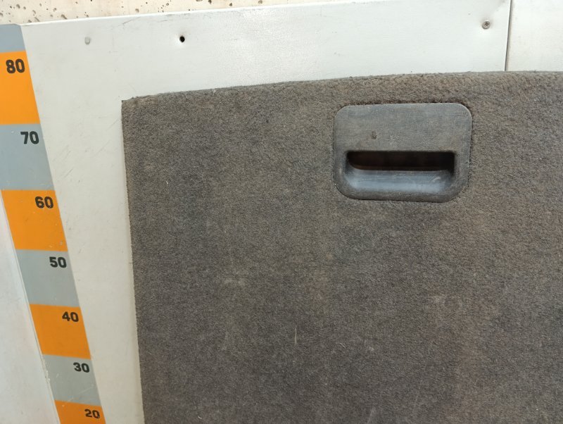 Пол багажника