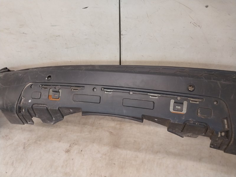 Бампер задний