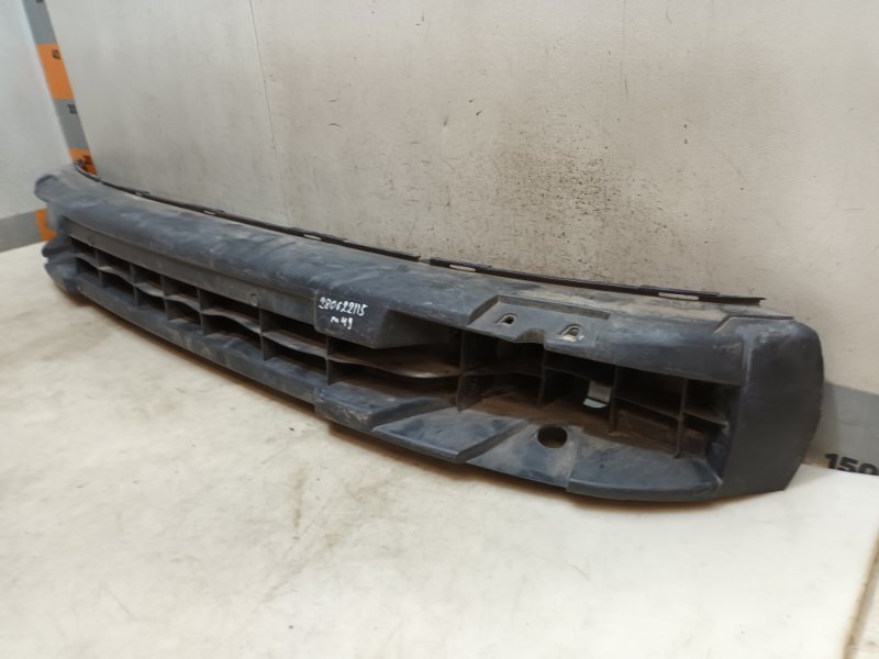 Усилитель переднего бампера