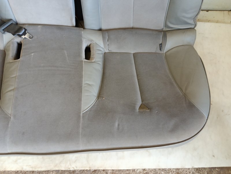 Сиденье салонное