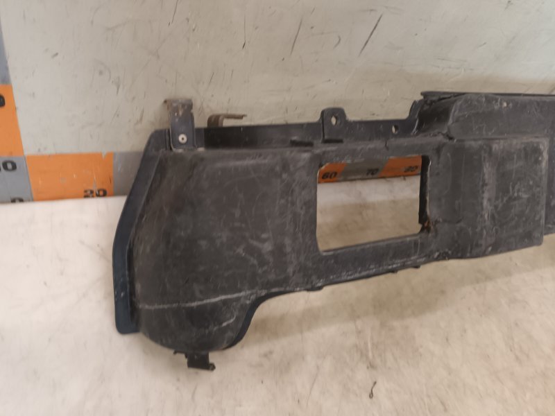 Усилитель заднего бампера