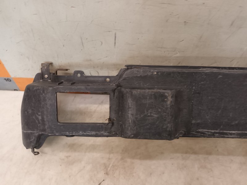 Усилитель заднего бампера