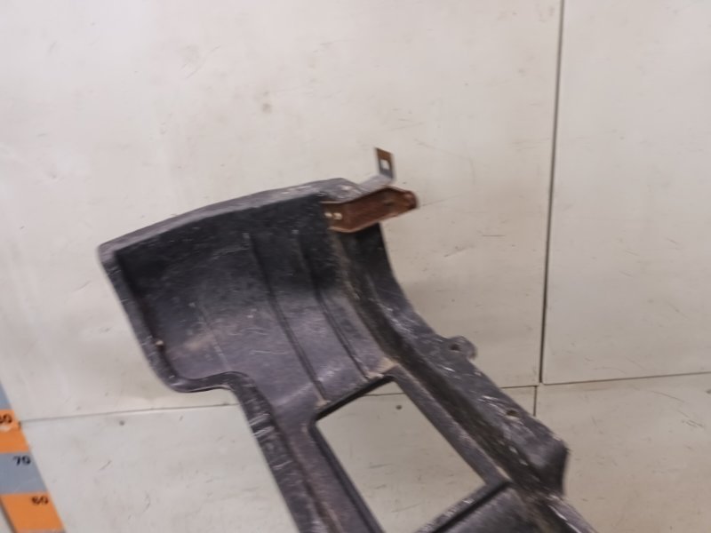 Усилитель заднего бампера