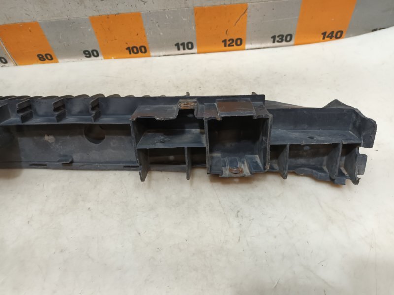 Усилитель заднего бампера