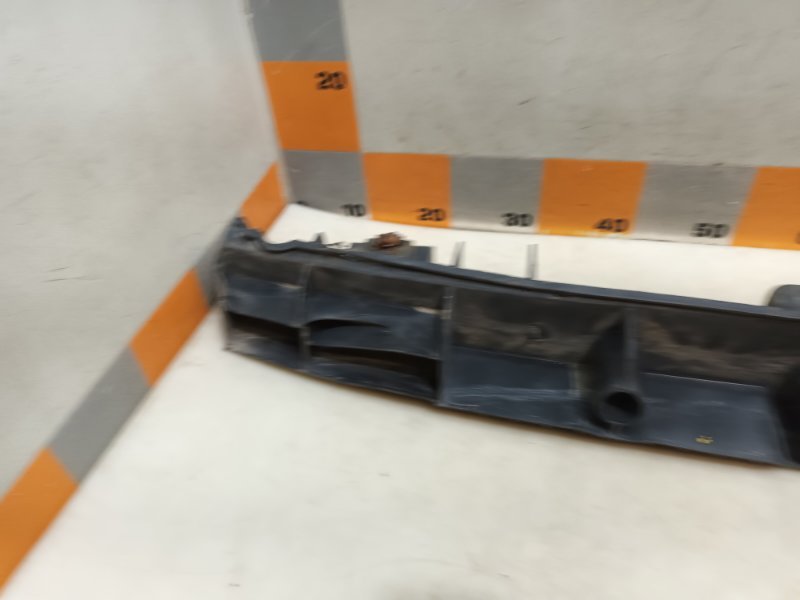 Усилитель заднего бампера