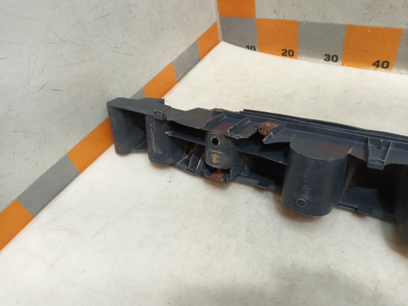 Усилитель заднего бампера