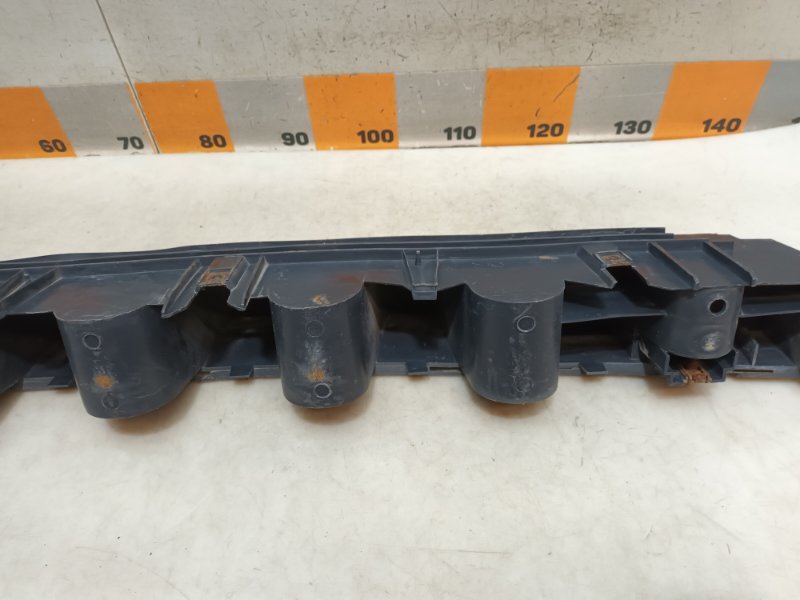 Усилитель заднего бампера