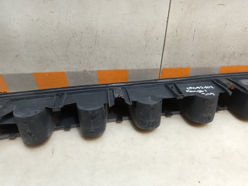 Усилитель заднего бампера