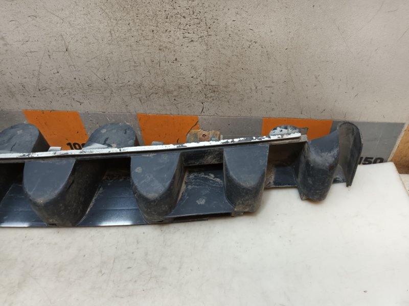 Усилитель заднего бампера