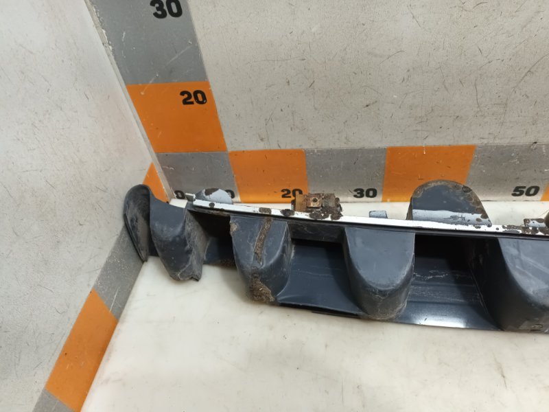 Усилитель заднего бампера