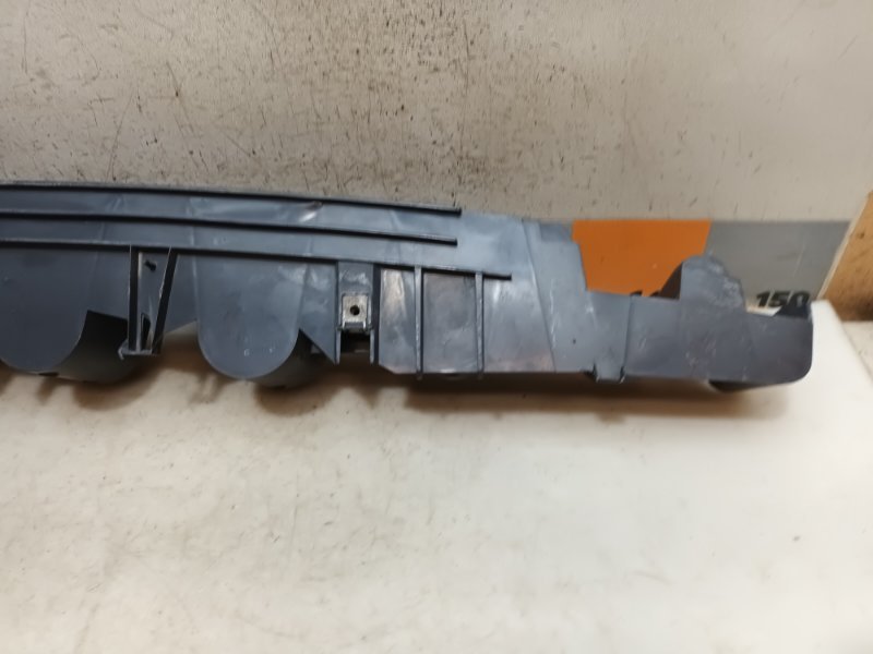 Усилитель заднего бампера