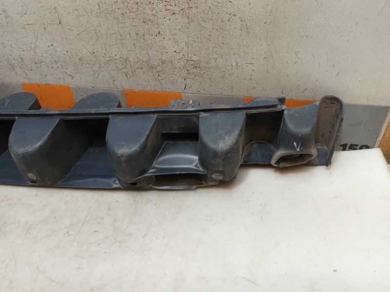 Усилитель заднего бампера