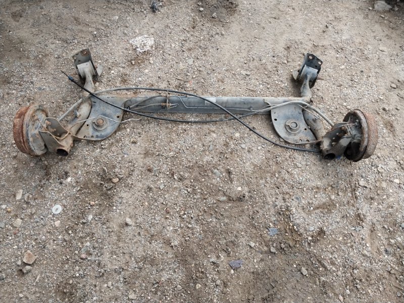 Балка задняя