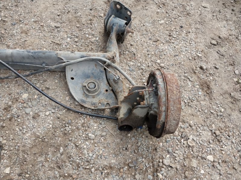 Балка задняя