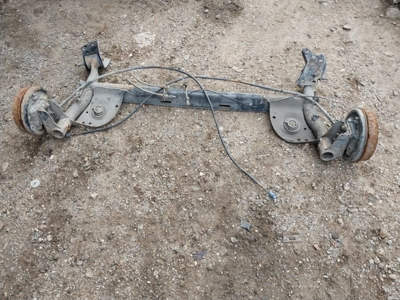 Балка задняя