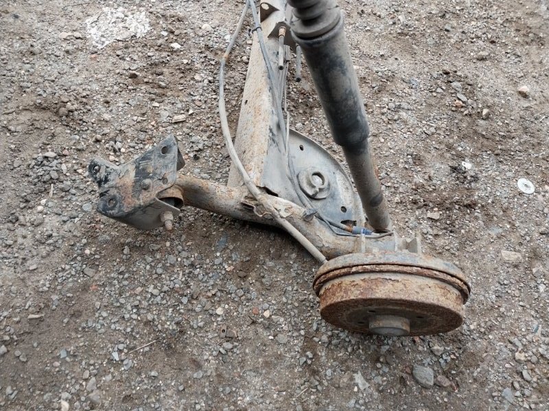 Балка задняя