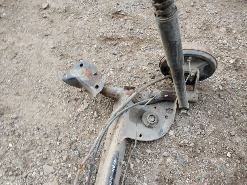 Балка задняя