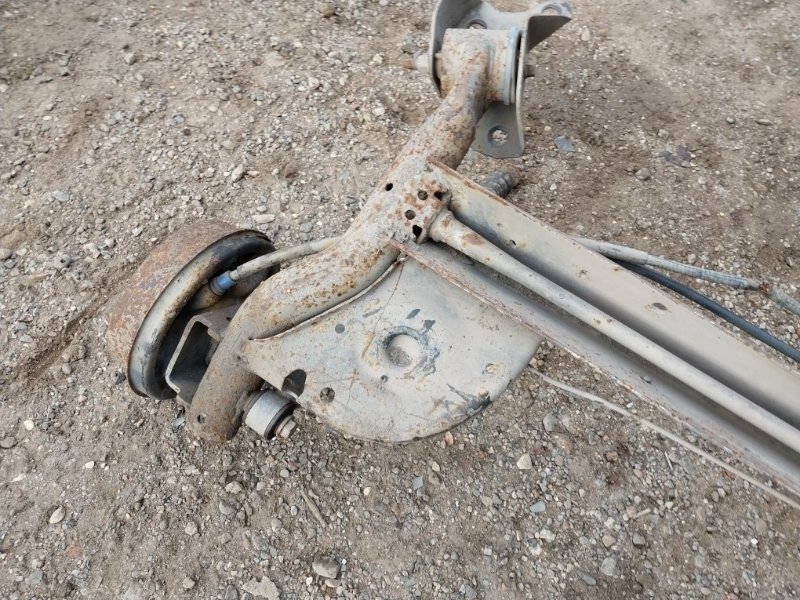 Балка задняя