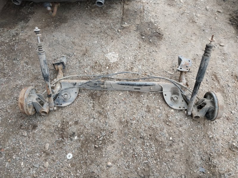 Балка задняя