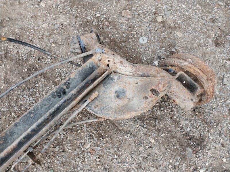 Балка задняя