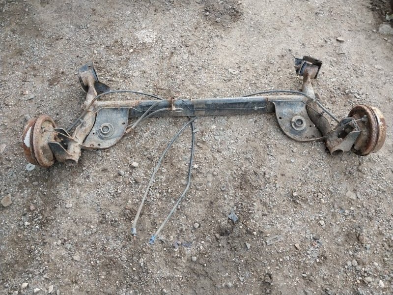 Балка задняя