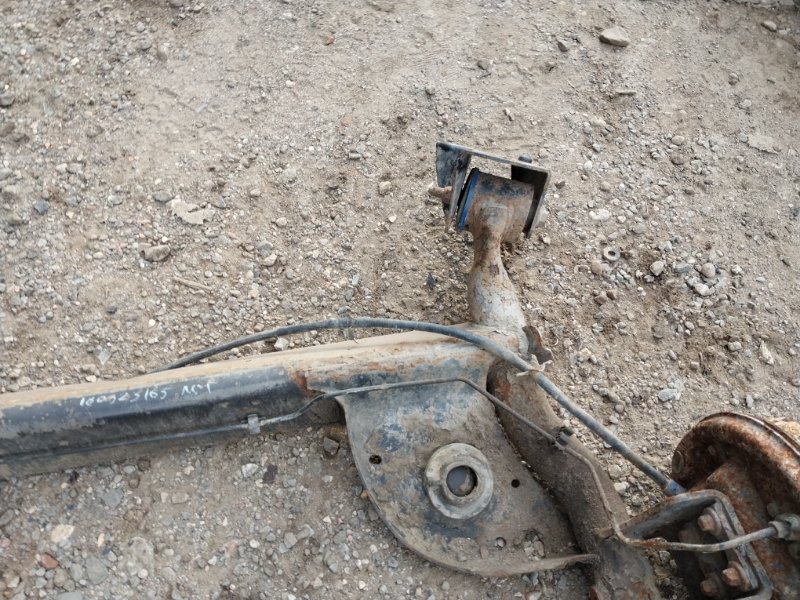 Балка задняя