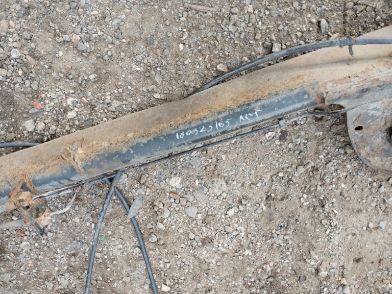 Балка задняя