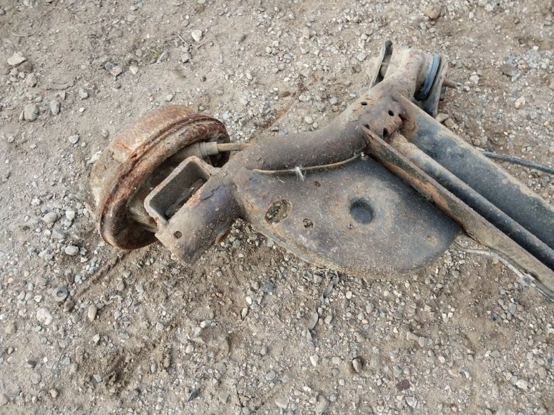 Балка задняя