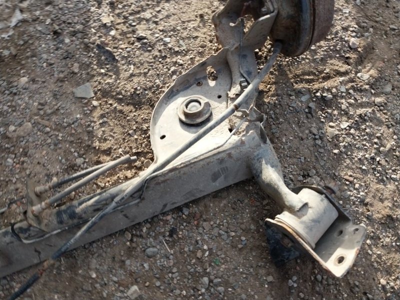 Балка задняя