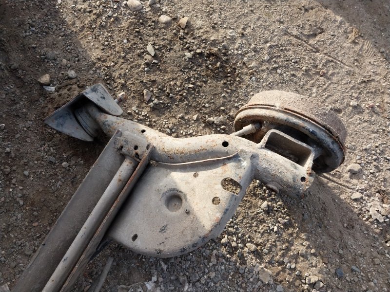 Балка задняя