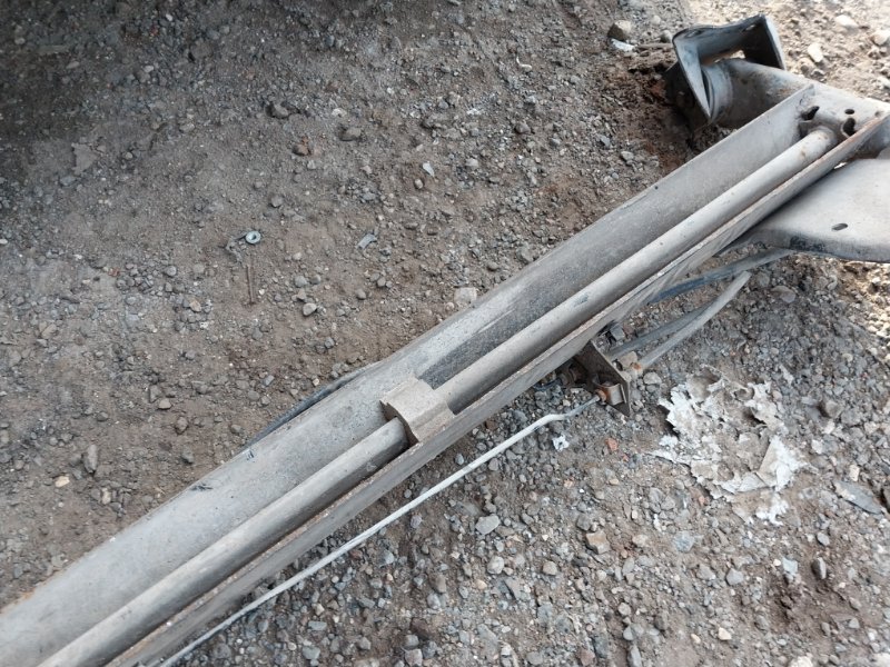 Балка задняя