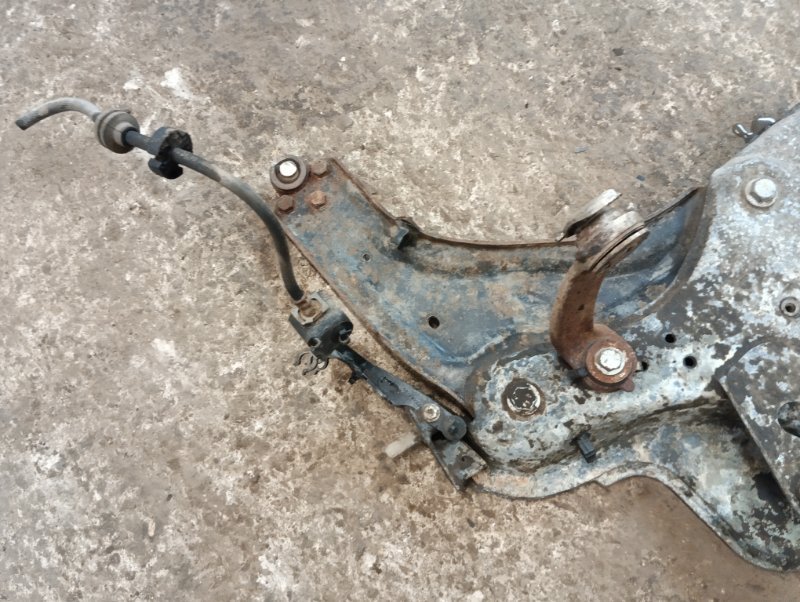 Балка подмоторная